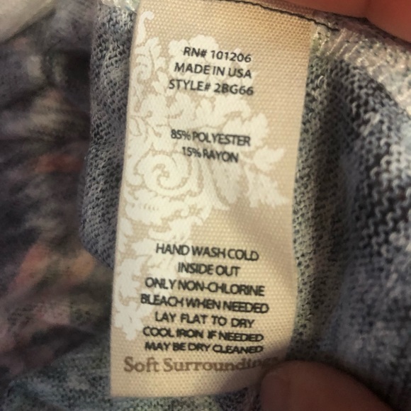 Soft Surroundings Women's Sleeveless Floral Tunic, Size Medium - Picture 4 of 4